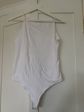 Abercrombie Spaghetti Strap Straight neck white bodysuit | size M